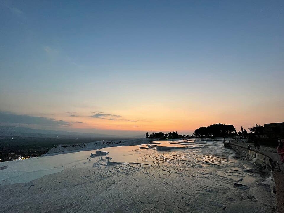Denizli’de Pamukkale travertenleri